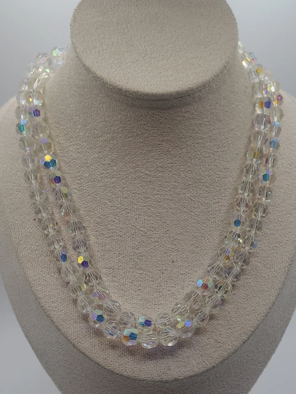 vintage Aurora Borealis glass bead necklace